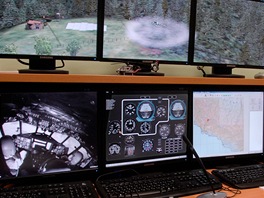 Vcvikov kurz pro piloty v uniktnm vrtulnkovm simultoru v Ostrav