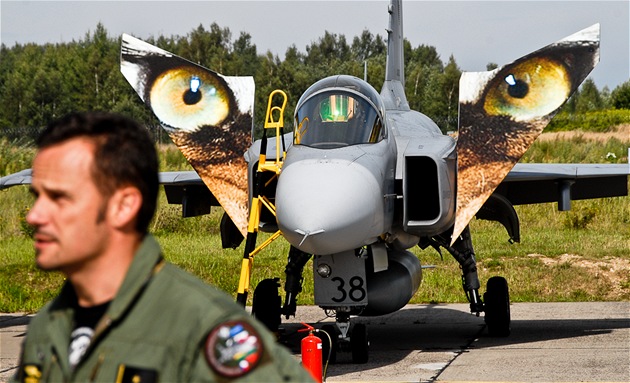 Mise eských pilot v s gripeny v Pobaltí zaíná (31. srpna 2012)