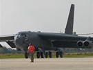 Americk bombardr B-52 v Ostrav