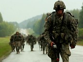 Příslušníci americké armády na cvičení v Evropě (ilustrační foto)