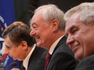 Jan FIscher, Pemysl Sobotka a Milo Zeman bhem debaty prezidentskch