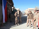 et vojci vol prezidenta v druhm kole na zkladn Shank v afghnskm Lgaru