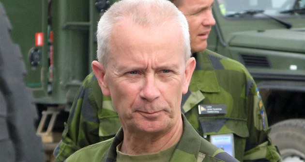 Odstupující velitel švédských ozbrojených sil Sverker Göranson. Ilustrační foto. 