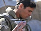 Miniaturn vrtulnk Black Hornet u britskch przkumnk v Afghnistnu