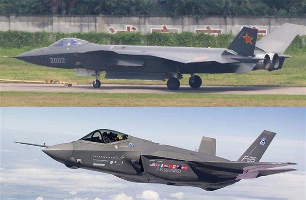 Čínský neviditelný stroj J-21 a letoun F-35 JSF