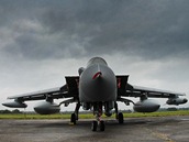 Letoun Tornado GR.4 britského Královského letectva na Dnech NATO v Ostravě