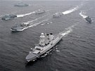 Flotila vlench lod NATO bhem cvien Steadfast Jazz na Baltu