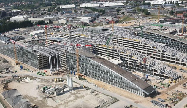 V Bruselu se staví nová budova centrály NATO.