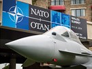 Expozice britsk vojensk techniky, konkrtn letoun Eurofighter Typhoon, ped...