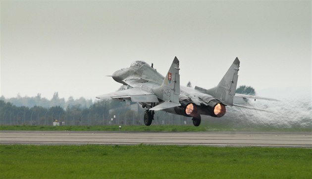Letová ukázka slovenského MiG-29 na Dnech NATO v Ostrav