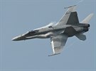 Letoun F-18 finskho letectva pi ncviku letovho vystoupen pro vkendov Dny...