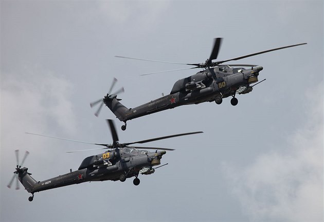 Vrtulníky Mil Mi-28N akrobatické skupiny Berkuti