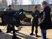 Poznej NATO 2015: Studijn exkurze stedokolk z Modelu NATO k protiletadlovmu pluku Armdy R ve Strakonicch (20. 2. 2015)