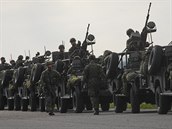 Chrudimští výsadkáři během cvičení Sil velmi rychlé reakce NATO