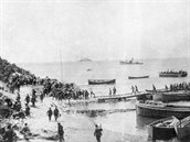 Vylodn australskch a novozlandskch vojk na pli poloostrova Gallipoli