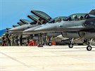 Americk a polsk letouny F-16 na cvien Trident Juncture na zkladn Trapani...