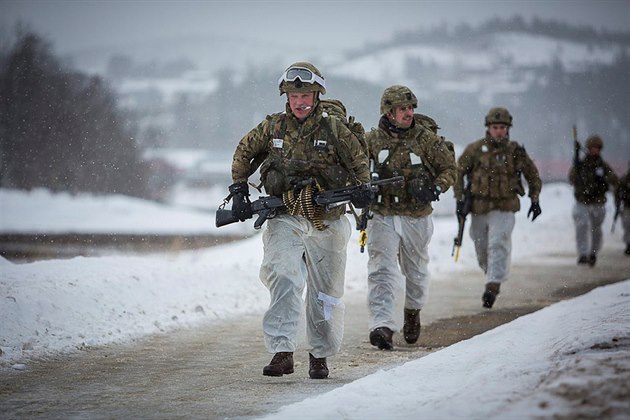 Britská námoní pchota na zimním cviení v Norsku
