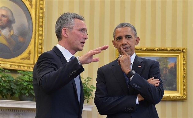 éf NATO Jens Stoltenberg a americký prezident Barack Obama v Bílém dom