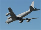 Americk ltajc tanker KC-135 Stratotanker