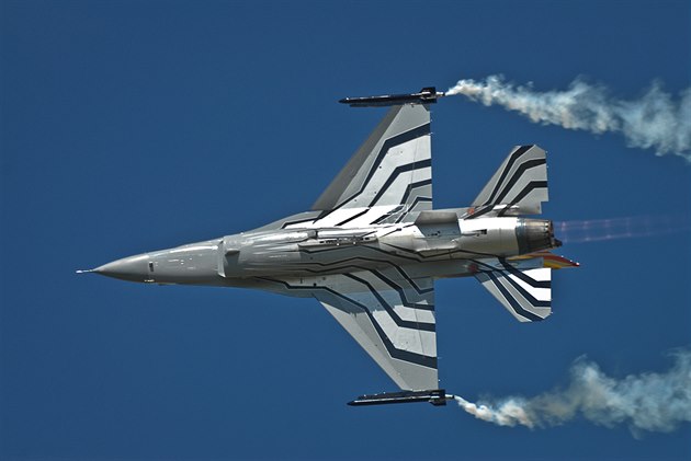 Belgická F-16 na Dni otevených dveí v áslavi