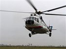 Vrtulnk Mi-8 s registran znakou 0001