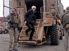 Ministryn obrany Karla lechtov na zkladn Bagrm v Afghnistnu