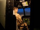 Vrtulníkový simulátor na kábulském letišti využívají čeští specialisté k...