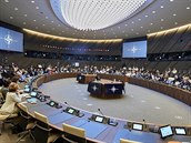 Prvn zasedn Severoatlantick rady v novm bruselskm sdle