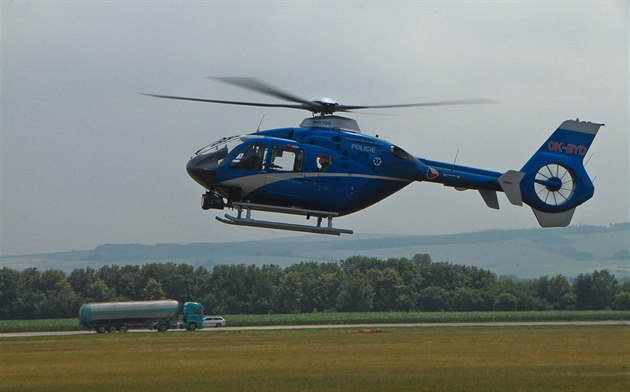 Poliejní vrtulník EC-135, jeho modernizovaná vojenská verze byla vyslána bundeswehrem do Afghánistánu. Ilustraní foto. 