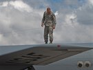 Americk tanker KC-135 bhem cvien Sky Avenger na letiti v Pardubicch