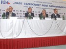 Ldi vech parlamentnch stran na nrodn konferenci Nae bezpenost nen...