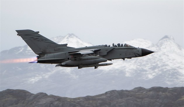 Letoun Tornado italských vzdušných sil na cvičení Trident Juncture v Norsku