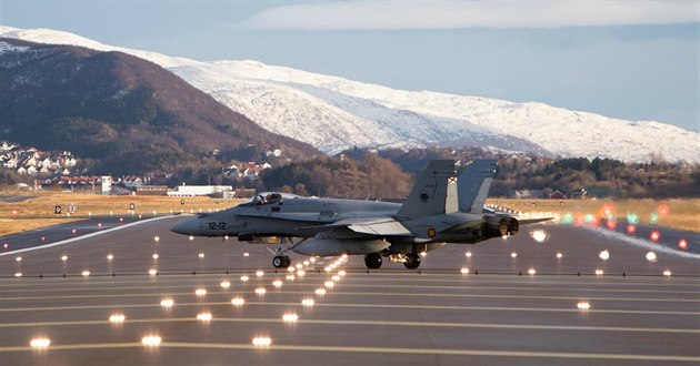 Cvičení NATO v Norsku. Ilustrační snímek.