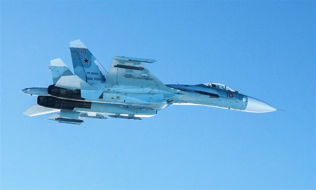 Ruské letouny Su-27 nad Finským zálivem (24. ledna 2019)