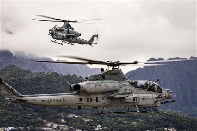 Bitevníky AH-1Z Viper americké námoní pchoty
