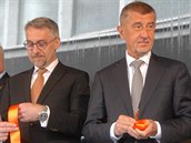 Premiér Andrej Babiš a ministr obrany Lubomír Metnar na veletrhu obranných...