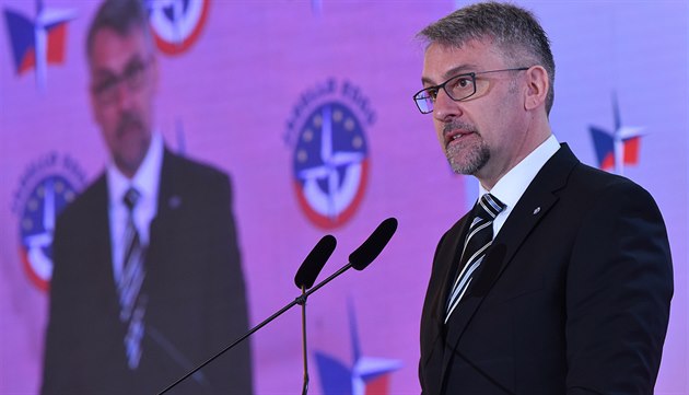 Ministr obrany Lubomír Metnar