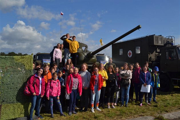 Exkurze místních škol do zákulisí příprav areálu Dnů NATO v Ostravě (20.9. 2019)