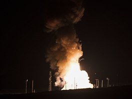 Start americk mezikontinentln balistick stely Minuteman III z...