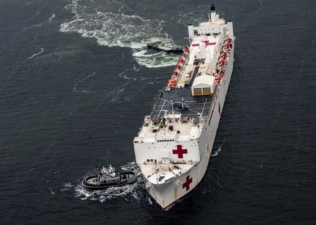 Plovoucí nemocnice USNS Mercy amerického námonictva