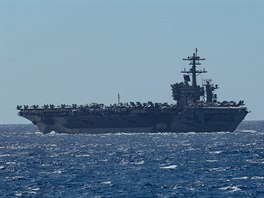 Americk letadlov lo USS Theodore Roosevelt