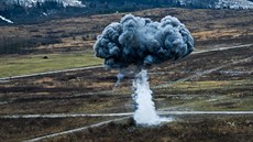 Výbuch nastražené nálože během největšího letošního cvičení české armády