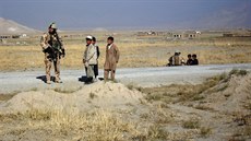 Čeští vojáci na patrole v okolí základny Bagrám v Afghánistánu