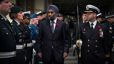 Nový kanadský ministr obrany Harjit Singh Sajjan se ujímá úadu