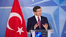 Turecký premiér Ahmet Davutoglu