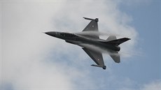Letoun F-16 dánského letectva na Dnech NATO v Ostravě