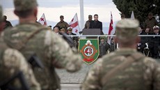 Generální tajemník NATO Anders Fogh Rasmussen se pi návtv Gruzie pozdravil