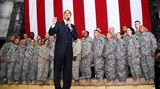 Setkání prezidenta Baracka Obamy s vojáky.