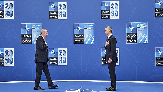 Tureck prezident Erdogan na summitu NATO 2021 v Bruselu