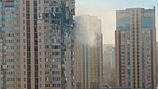 Výkový dm v Kyjev po zásahu raketou (26. února 2022)